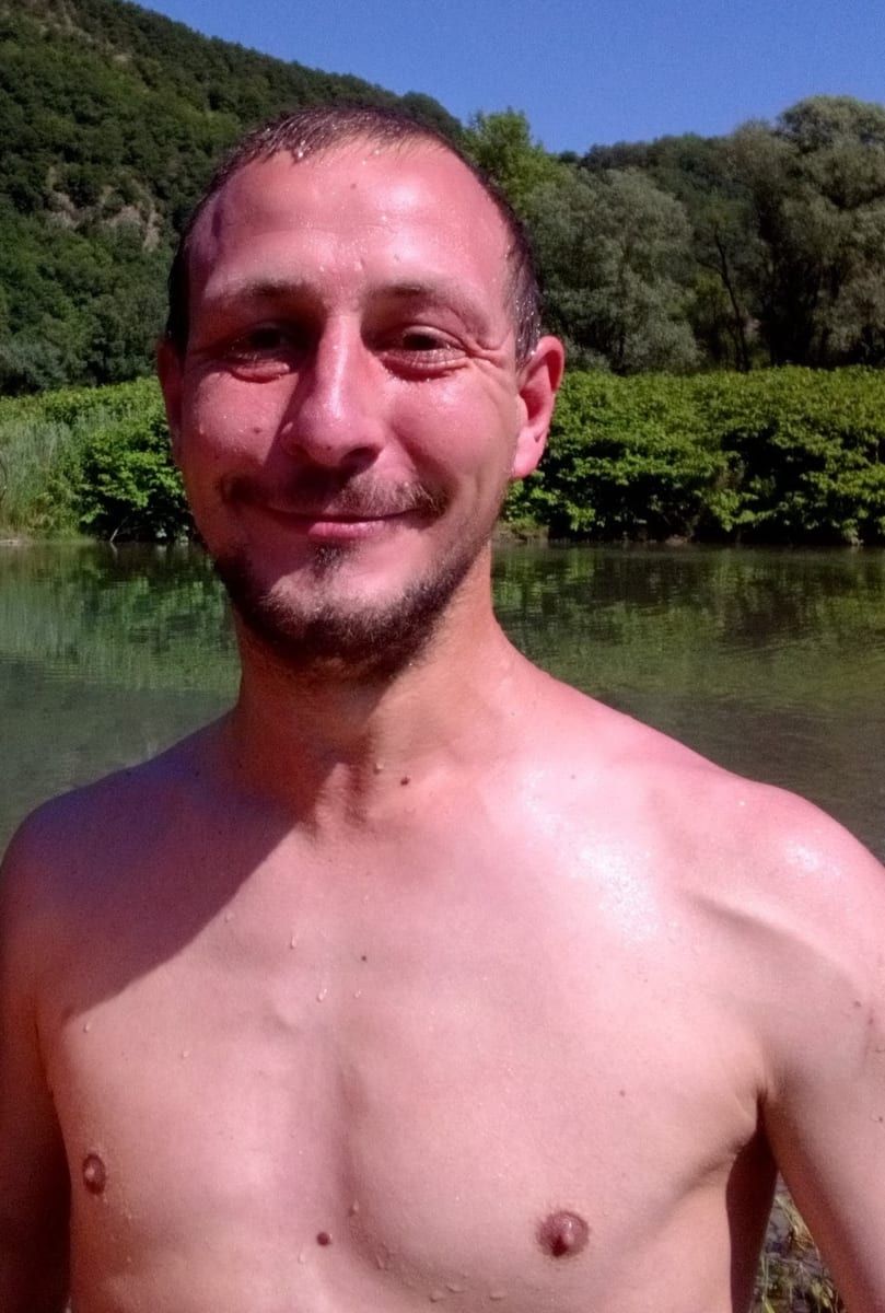 Profil de Tegwen, 45 ans, Annonces gay arabe à Areuse (Neuchâtel)