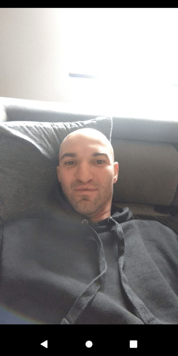 Profil de Luidgy, 23 ans, Annonces gay à Fontaines NE (Neuchâtel)