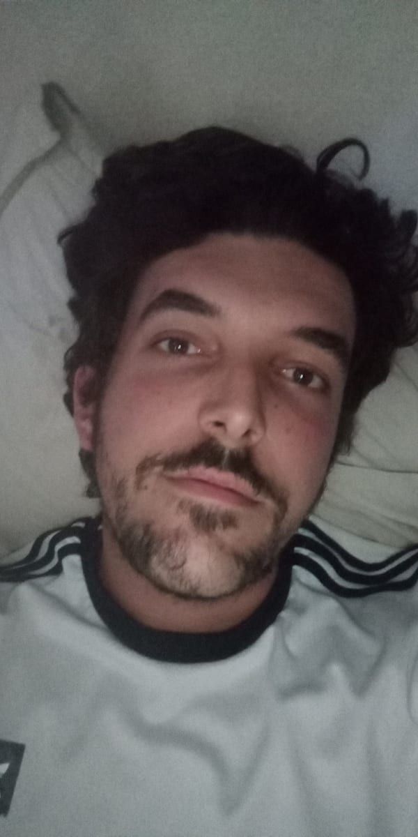 Profil de Benoît, 33 ans, Annonces gay arabe à Les Verrières (Neuchâtel)