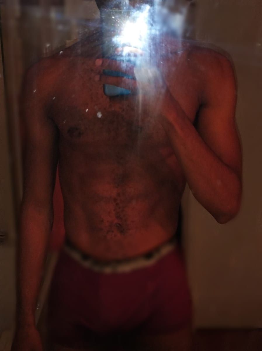 Aldin - Annonces gay à Brot-Plamboz Profil de Aldin, 29 ans, Annonces gay à Brot-Plamboz (Neuchâtel)