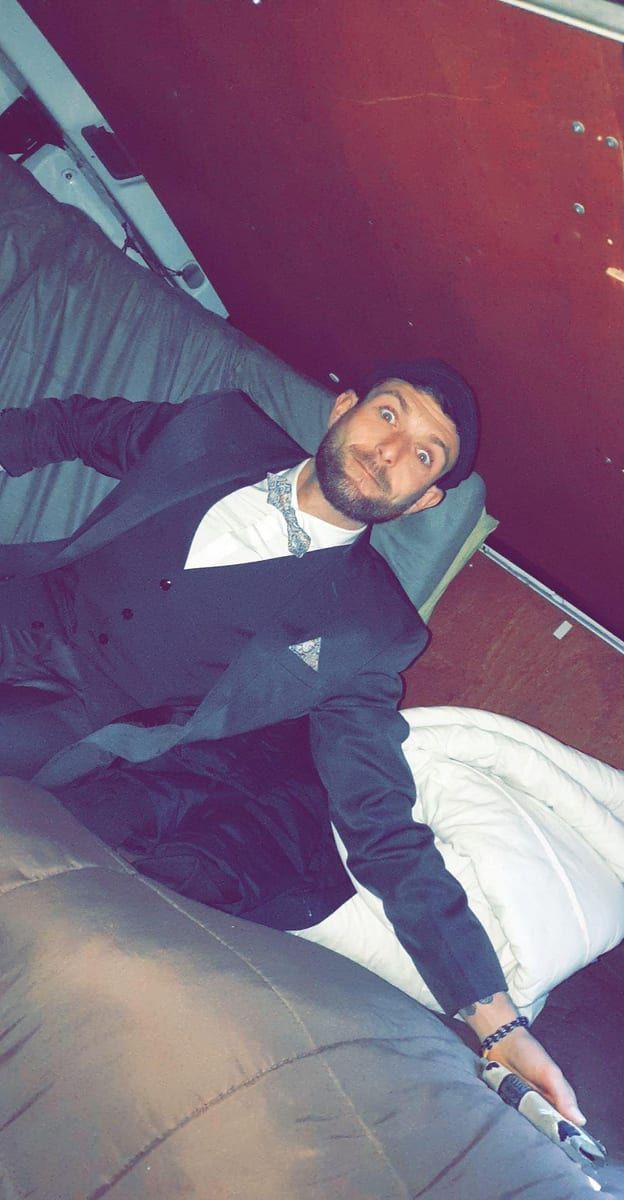 Profil de Lester, 38 ans, Annonces gay à Fresens (Neuchâtel)