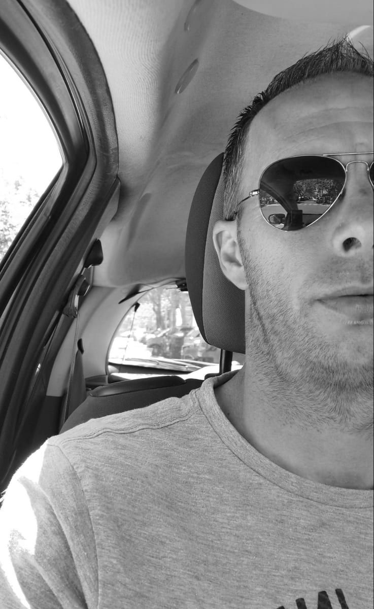 Profil de Jannik, 45 ans, Annonces gay à Petit-Martel (Neuchâtel)
