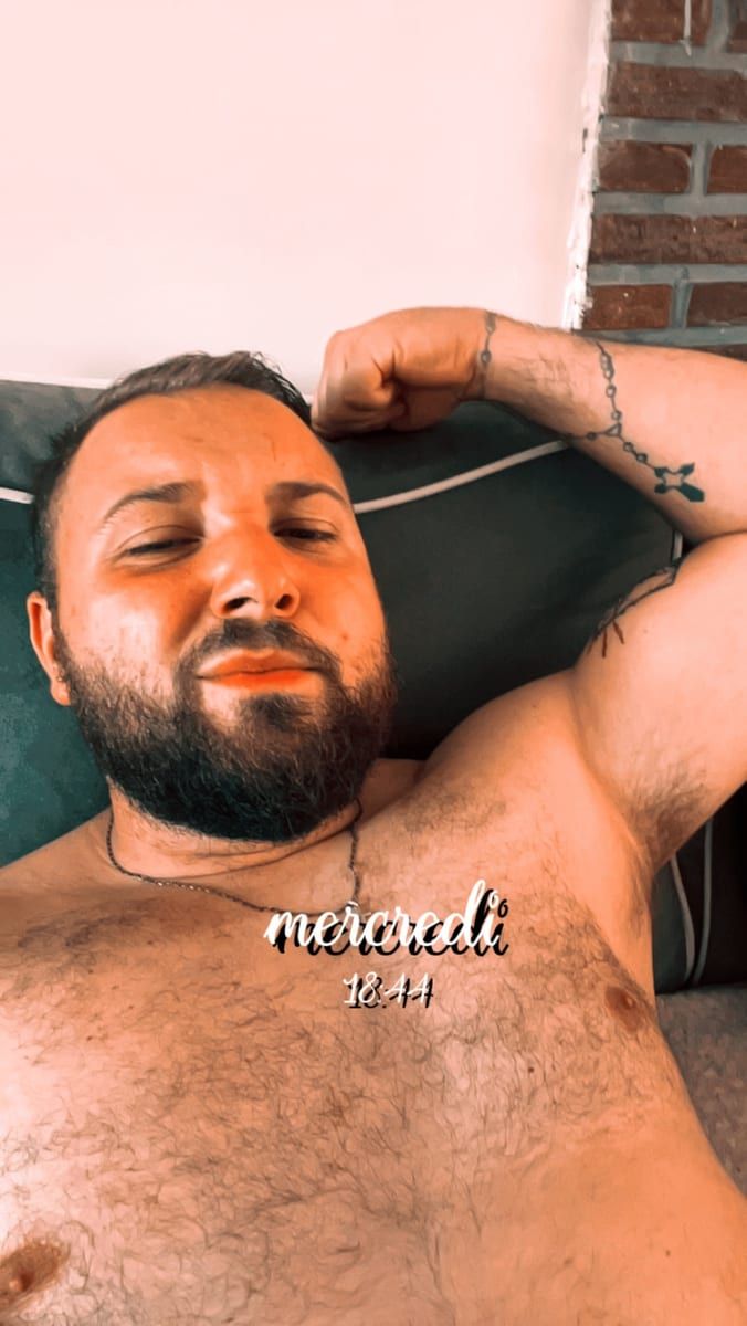 Profil de Jalis, 25 ans, Annonces gay arabe à Cornaux NE (Neuchâtel)