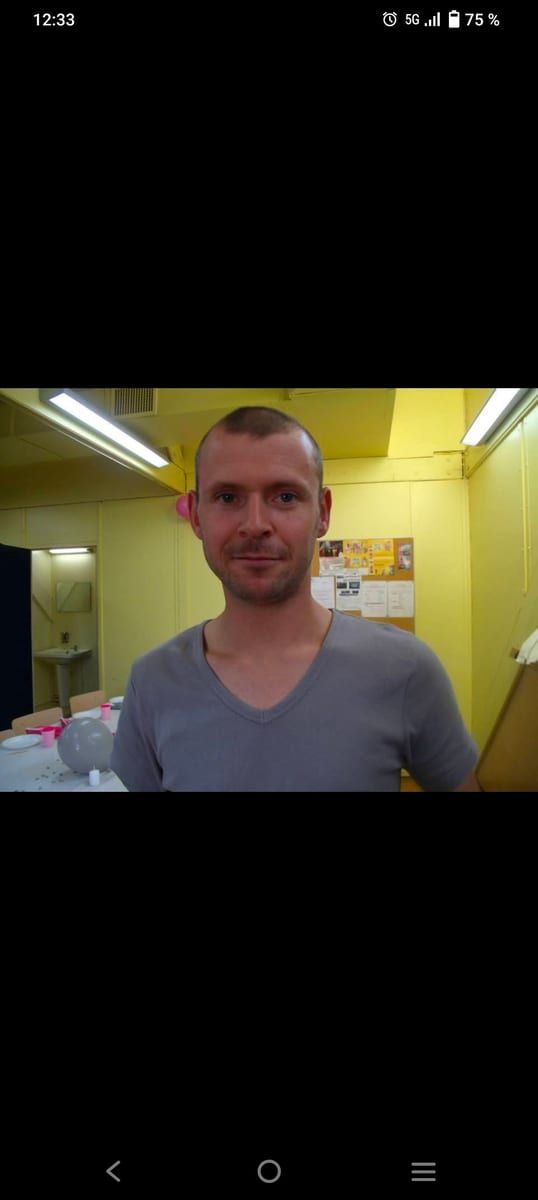 Profil de Waleed, 44 ans, Annonces gay arabe à La Neuveville (Neuchâtel)