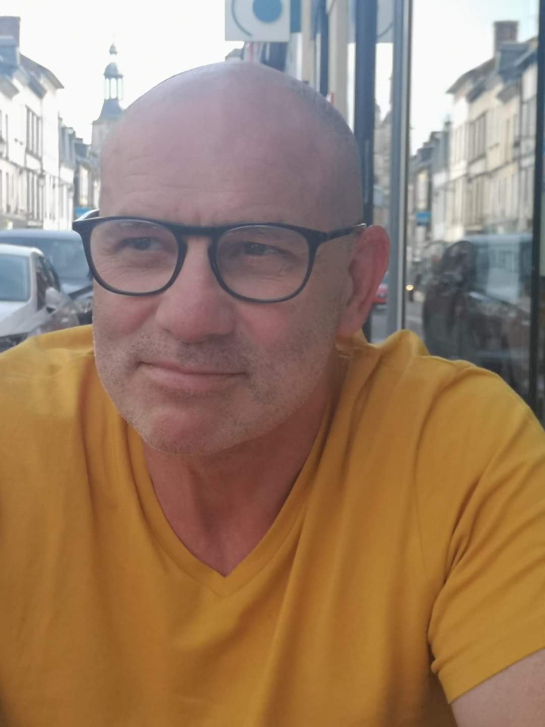 Profil de Eyvan, 35 ans, Annonces gay à Les Geneveys-sur-Coffrane (Neuchâtel)