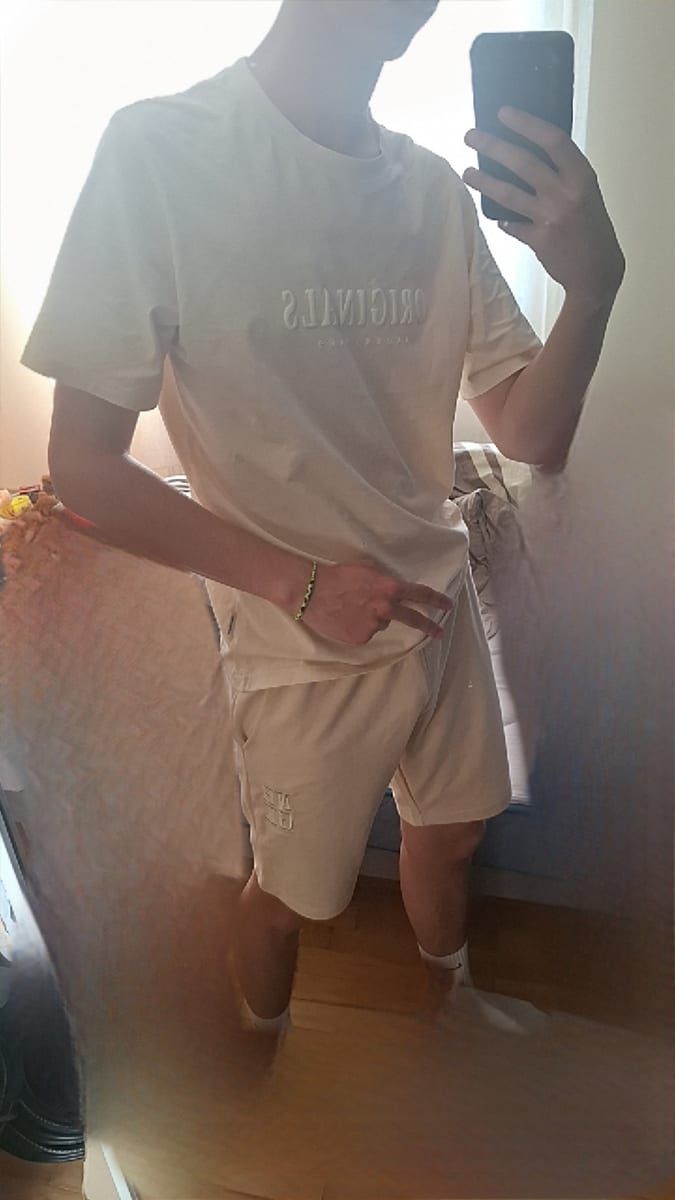 Profil de Balian, 25 ans, Annonces gay à Le Pâquier NE (Neuchâtel)
