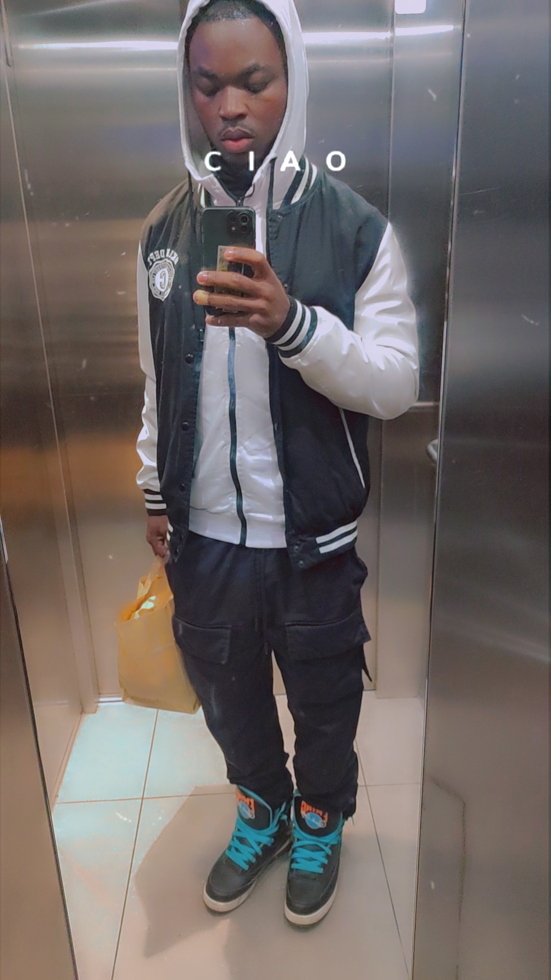 Profil de Manuarii, 28 ans, Annonces gay à Couvet (Neuchâtel)