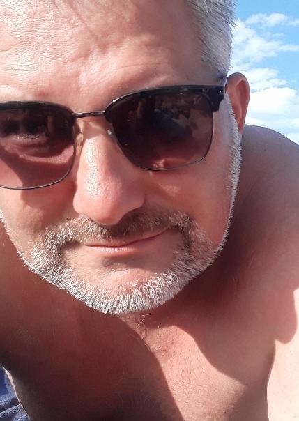 Profil de Salimou, 27 ans, Annonces gay arabe à Les Vieux-Prés (Neuchâtel)