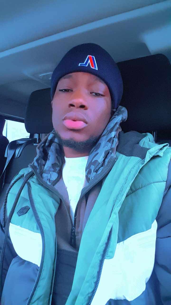 Profil de Raynald, 23 ans, Annonces gay à Les Sagnettes (Neuchâtel)