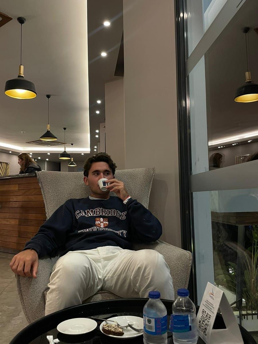 Profil de Naik, 23 ans, Annonces gay arabe à Fleurier (Neuchâtel)