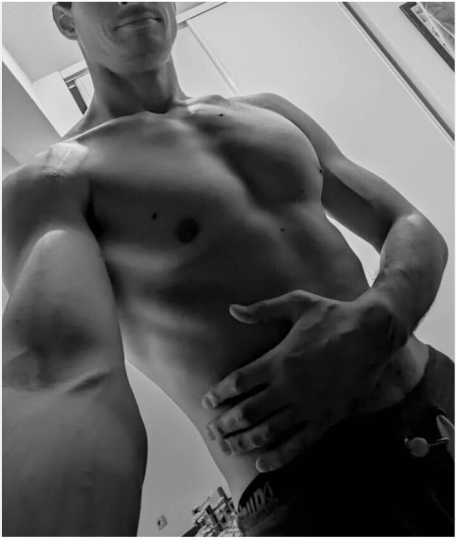 Profil de Badreddine, 32 ans, Annonces gay arabe à St-Aubin-Sauges (Neuchâtel)