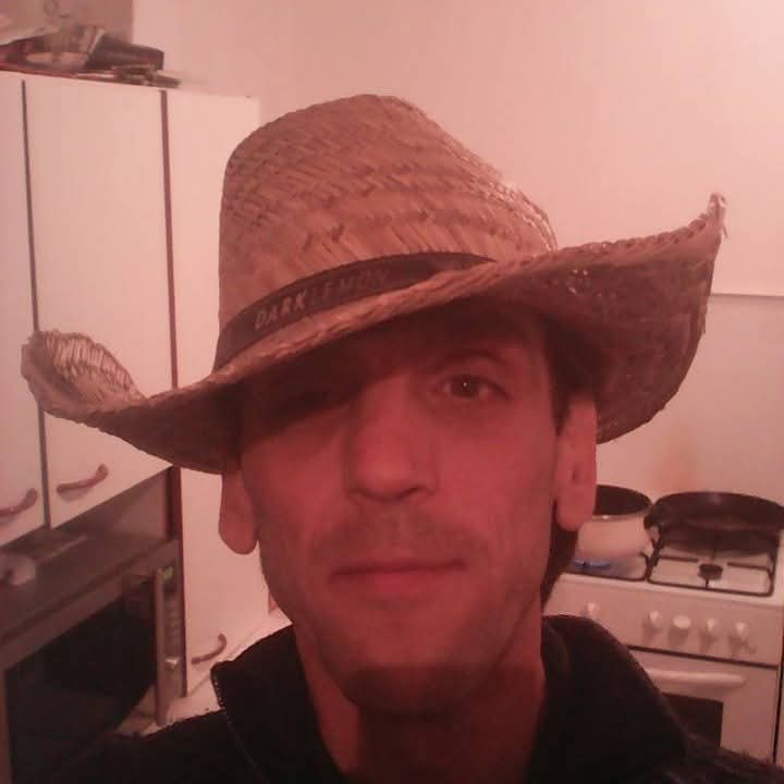 Profil de Sofian, 39 ans, Annonces gay black à Cressier NE (Neuchâtel)