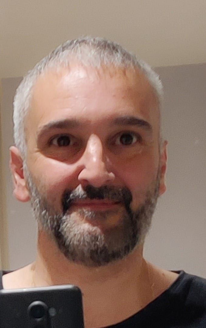 Profil de Riwann, 32 ans, Annonces gay à Chézard-St-Martin (Neuchâtel)
