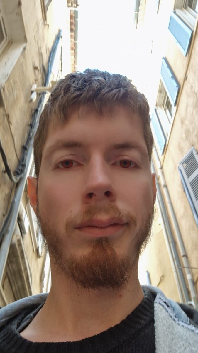 Profil de Housseine, 25 ans, Annonces gay arabe à St-Sulpice NE (Neuchâtel)
