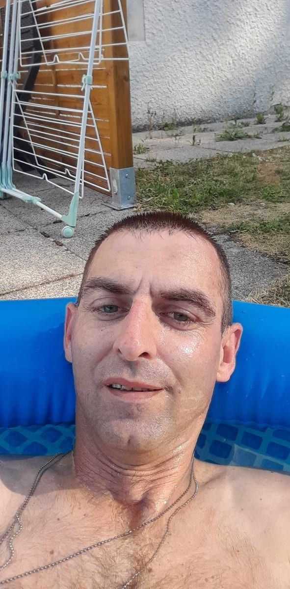 Profil de Zidan, 34 ans, Annonces gay arabe à Lignières (Neuchâtel)