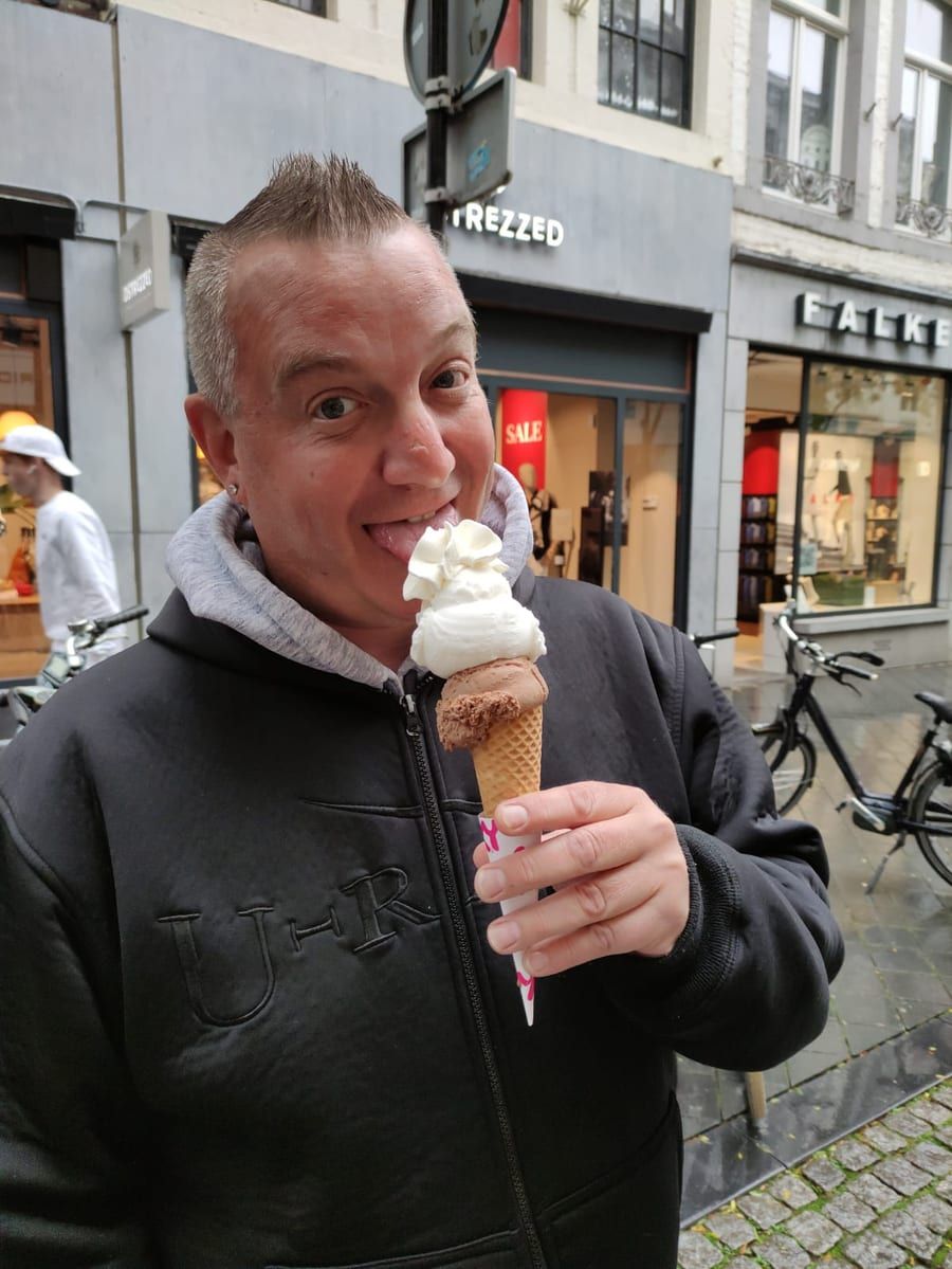 Profil de Jacquie, 44 ans, Annonces gay à La Sagne NE (Neuchâtel)