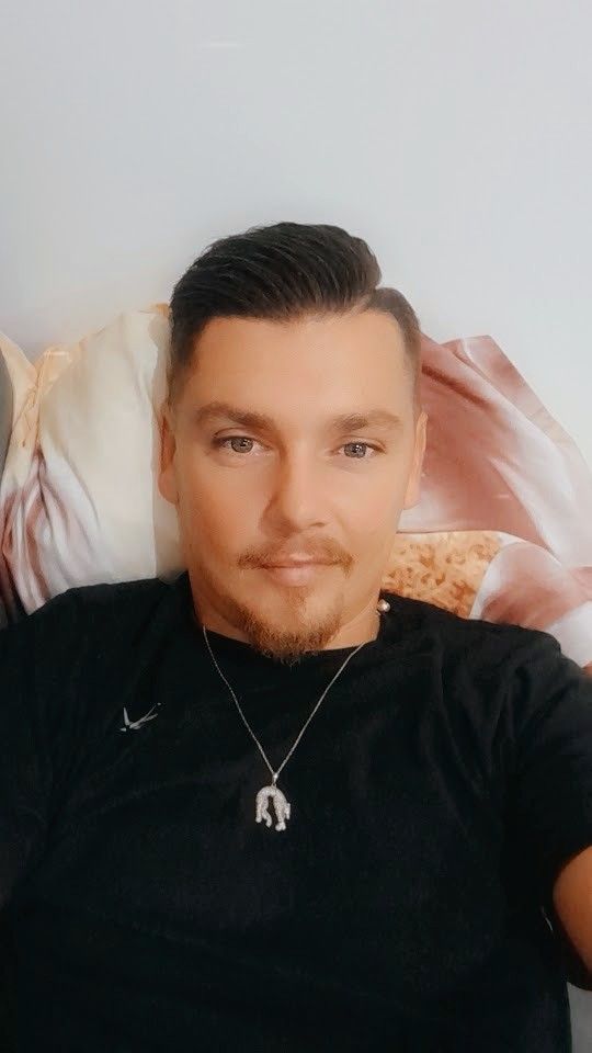 Profil de Jazz, 45 ans, Annonces gay arabe à Fretereules (Neuchâtel)