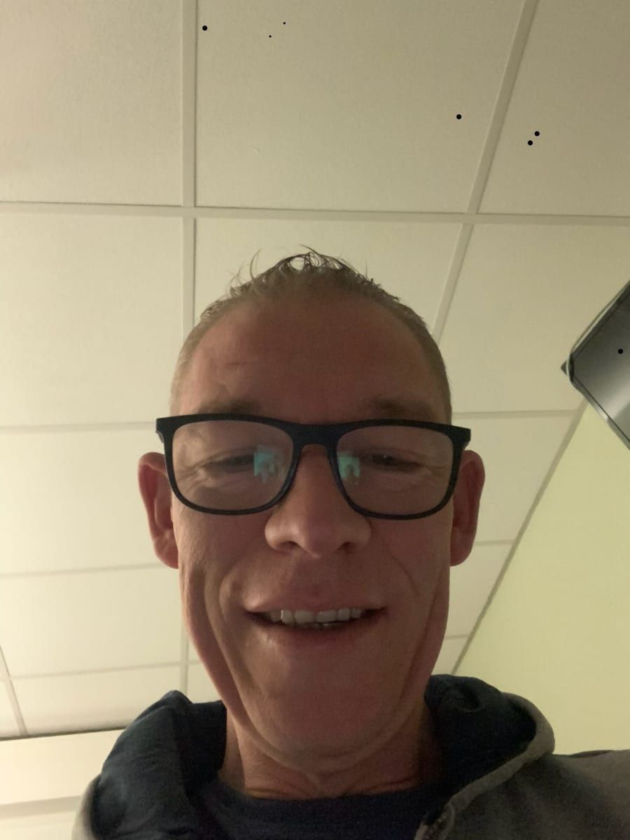 Sire - Annonces gay arabe à Les Vieux-Prés Profil de Sire, 29 ans, Annonces gay arabe à Les Vieux-Prés (Neuchâtel)